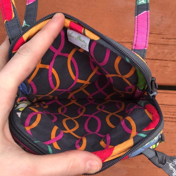 Vera Bradley crossbody - Picture 2 of 5